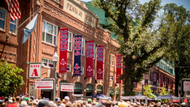 Boston - Fenway Park — The Traveling Homie