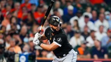 Jose Abreu negative for COVID, game-day decision vs. Astros