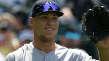 Aaron Judge all smiles after his chipped tooth is repaired - Newsday