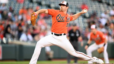 Bruce Zimmermann on his return to the O's bullpen 