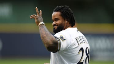 Ryan Braun, Prince Fielder reunite at Miller Park ceremony