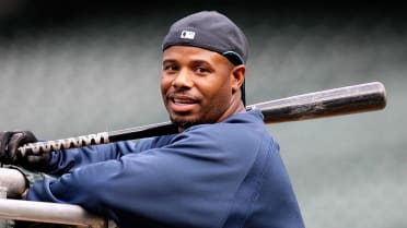 Ken Griffey Jr. Robbed of Being Baseball's First-Ever Unanimous Hall of  Famer, News, Scores, Highlights, Stats, and Rumors