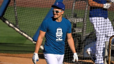 Enrique Hernandez Talks Mustache, Kenley's Ice Cream Habits, 2020 Baseball,  and More