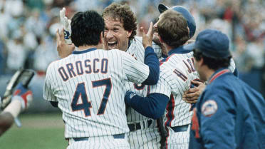 Mets clinch 1986 NL East title, 09/17/1986
