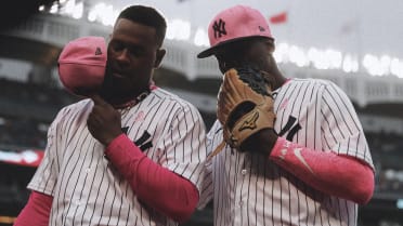 Baseball players look better in pink on Mother's Day - CGTN