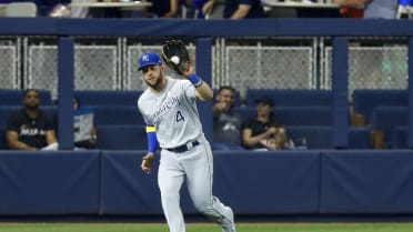 Alex Gordon wins Platinum Glove, 11/07/2020