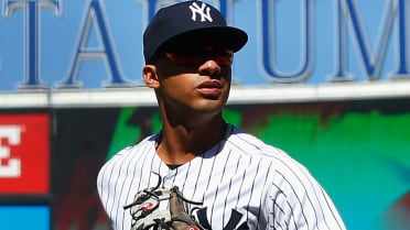 What if … the Yankees had chosen Eloy Jiménez over Gleyber Torres