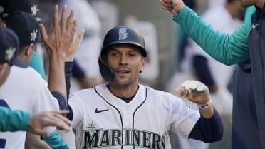 Top 10 Mariners Players Right Now: #4 Adam Frazier