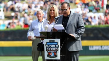 Laurie and John Rizzo Named 2017 George and Barbara Bush Little League®  Parents of the Year - Little League