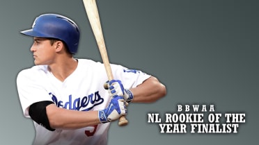 Corey Seager rolls to unanimous selection as NL Jackie Robinson Rookie of  the Year – BBWAA