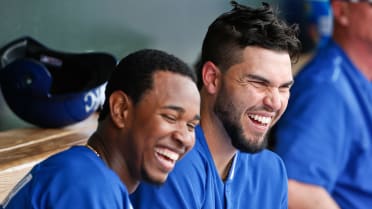 Eric Hosmer to wear No. 30 with Padres in honor of the late Yordano Ventura