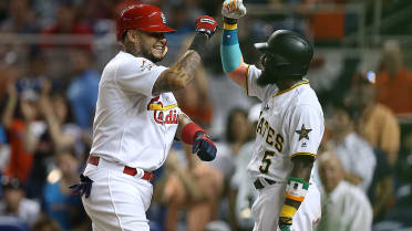 2017 MLB All-Star Game: Yadier Molina's golden gear is Twitter's star of  the night 