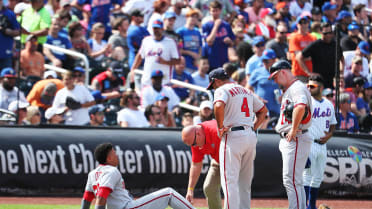 Nats' Soto pulled from game after turning ankle - ESPN