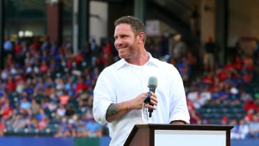 Josh Hamilton's enshrinement in Rangers Hall of Fame was a time of  reflection, regret and one last ovation