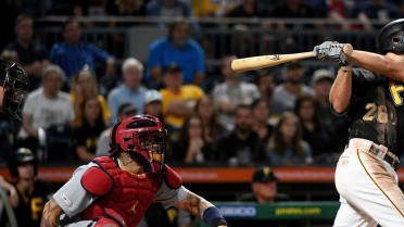 Frazier, Bell help rally Pirates past Cardinals 9-4