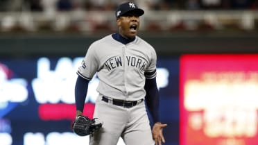 Aroldis Chapman and the Yankees Agree to a Contract Extension - The New  York Times