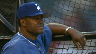 Dodgers News: Manny Mota Receives Latino Baseball Hall Of Fame