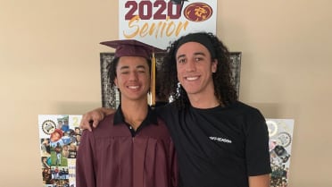 Cole Tucker helps brother Carson prep for Draft