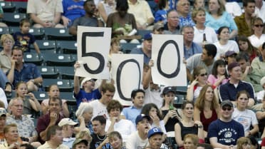 Jackson becomes 13th member of 500 home run club