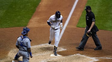 The Milwaukee Brewers' Ryan Braun flexes his muscles after hitting a  walk-off grand slam home run against the Pittsburgh Pirates in the 10th  inning at Miller Park in Milwaukee, Wisconsin, Thursday, September