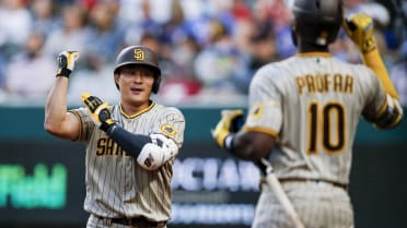 Ha-Seong Kim's three-run blast helps lift Padres past Reds