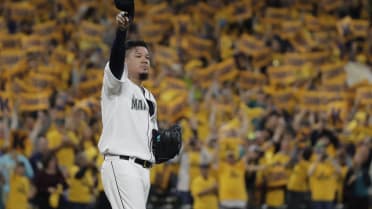 Despite swarm of bees, Felix Hernandez sets record with 10 strikeouts in  four innings - NBC Sports
