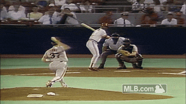 It is time to remember the time Giants outfielder Kevin Mitchell caught a  fly ball with his bare hand