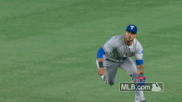 Desmond makes sliding catch in outfield