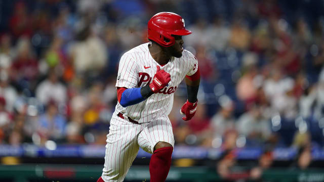 Odubel Herrera gets stuck in wall as Phillies struggle (video) - Sports  Illustrated