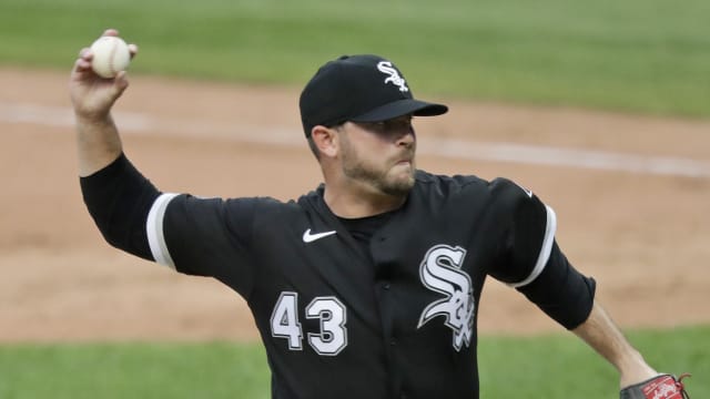 Padded store pitchers hat