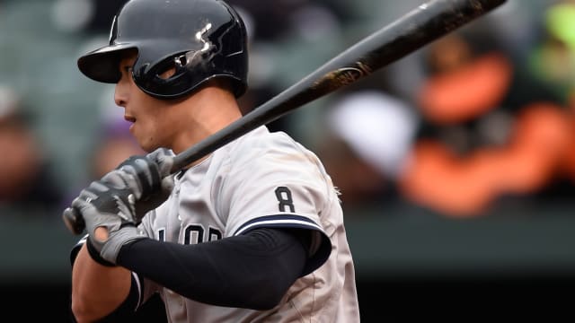 Yankees infielder Rob Refsnyder recalled