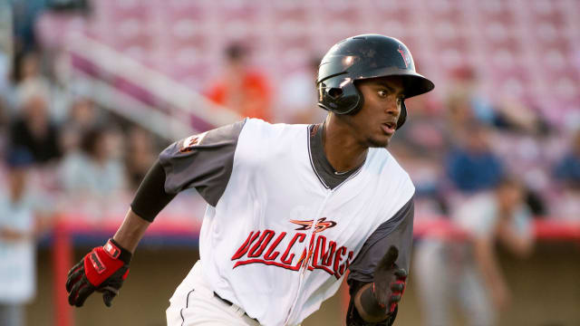 OF prospect Canario has shoulder surgery