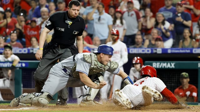 Radio host apologizes for comments on Blue Jays catcher