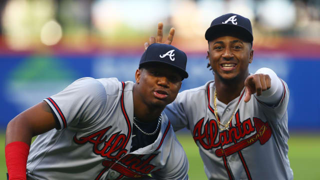 Braves' Ozzie Albies had FaceTime call with his dog during World Series  party