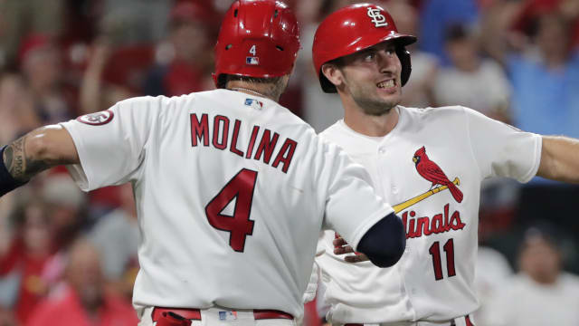 Azulejos obtienen al torpedero Paul DeJong de Cardinales tras lesión de Bo  Bichette