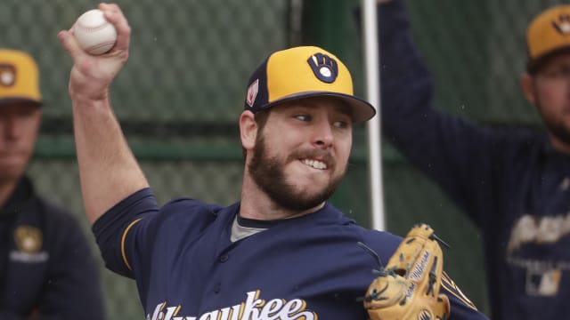 Brewers call up Aaron Wilkerson for depth