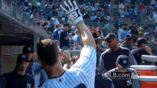 Didi lifts Judge to high five Torreyes