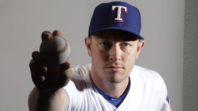 Austin Bibens-Dirkx and Isiah Kiner-Falefa gave the Rangers a truly unique  lineup on Thursday