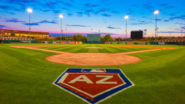 Dodgers to hold fifth annual adult camp at Camelback Ranch