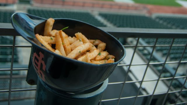 FanSafe at Oracle Park, Concessions & Gameday Experience