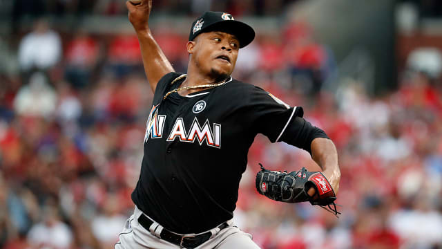Edinson Volquez on DL with knee injury