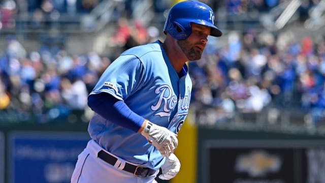 Royals place Lucas Duda on injured list