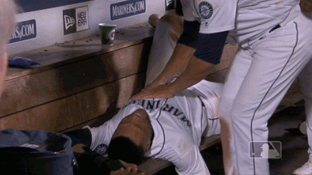 Robinson Cano gets dugout CPR