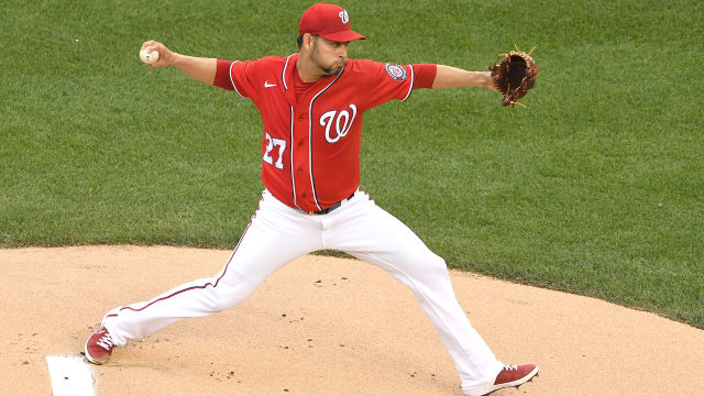 Glasses a fit for D-backs Clippard, Shipley