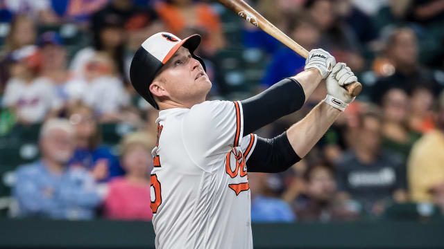 Mark Trumbo goes on disabled list