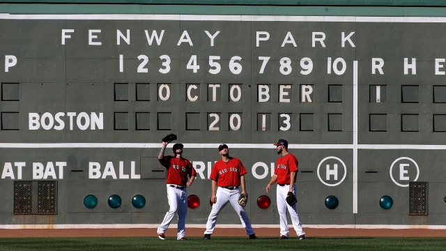 Here are six of the coldest, windiest games in MLB history, in