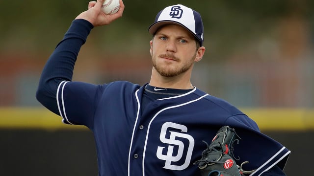 Paul Clemens forced to wear generic Padres jersey during game –  SportsLogos.Net News