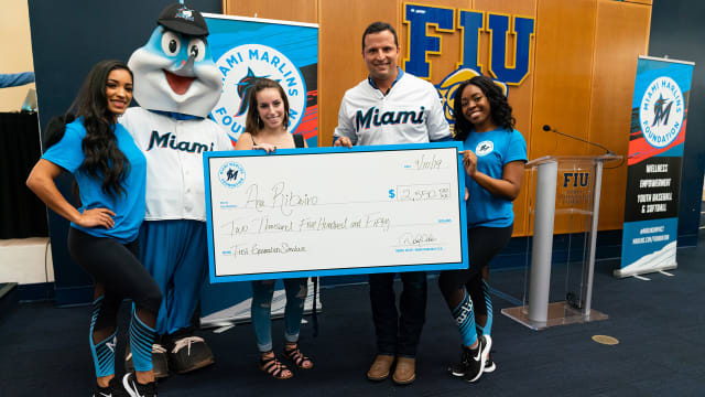 Martin Prado Marlins scholarship award