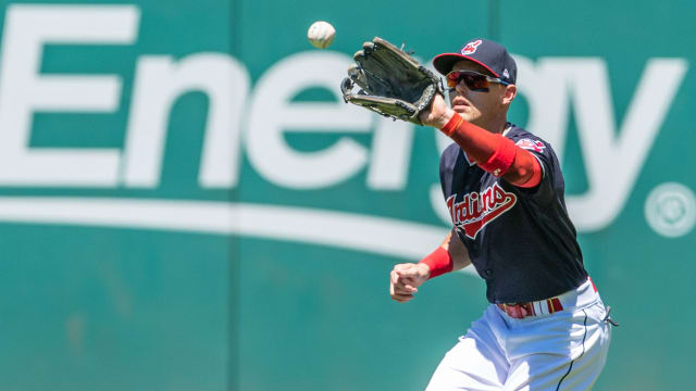 José Ramírez exits Cleveland Indians game vs. Pittsburgh after getting hit  by pitch 