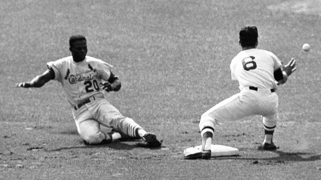 Cardinals broadcaster Mike Shannon commits another classic on-air oopsie